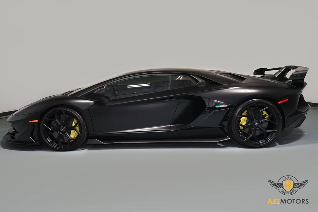 Used 2019 Lamborghini Aventador SVJ image 6