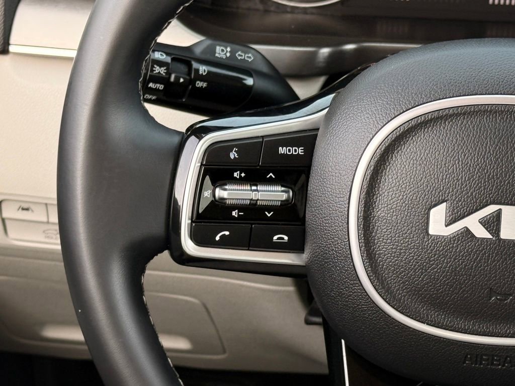 Used 2022 Kia Sorento SX image 14