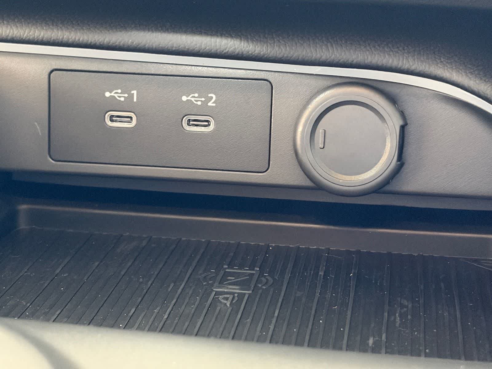 New 2026 Nissan Sentra SR w/ SR Premium Package FWD image 26