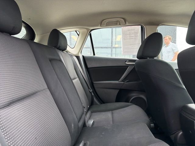 Used 2013 MAZDA MAZDA3 i Touring image 10