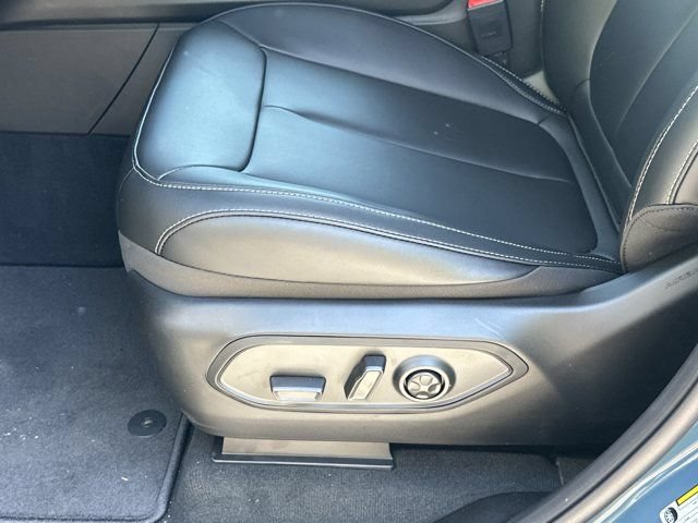 New 2026 Jeep Grand Cherokee Limited w/ Limited Altitude Package RWD image 10