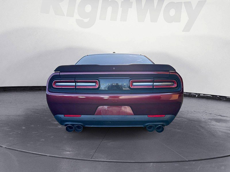 Used 2019 Dodge Challenger R/T w/ Driver Convenience Group RWD image 4