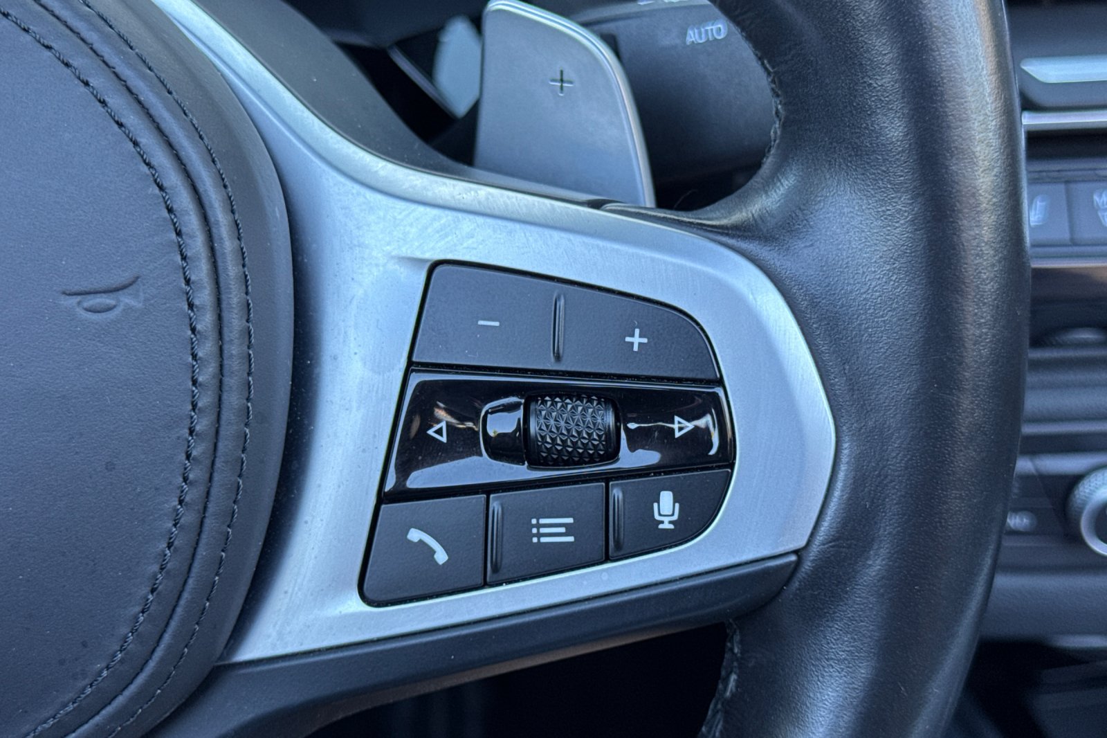 Used 2025 BMW Z4 sDrive30i RWD image 33