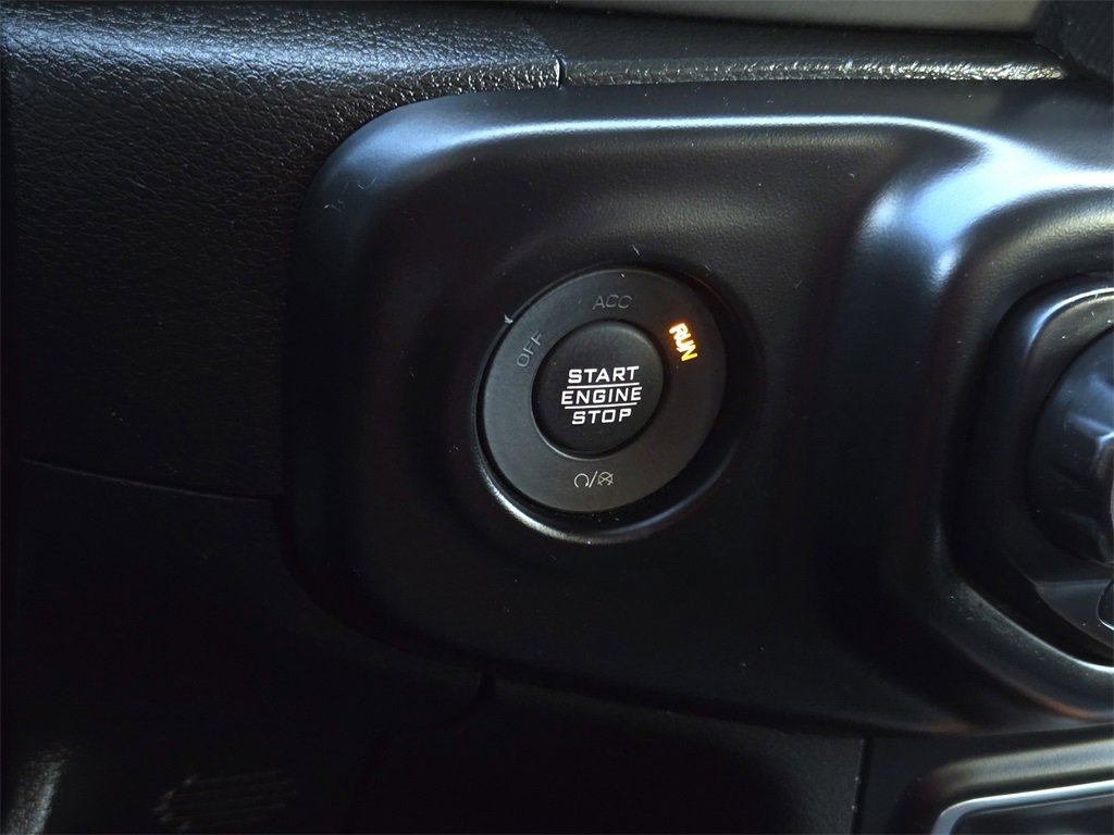 Used 2022 Jeep Gladiator Sport image 20