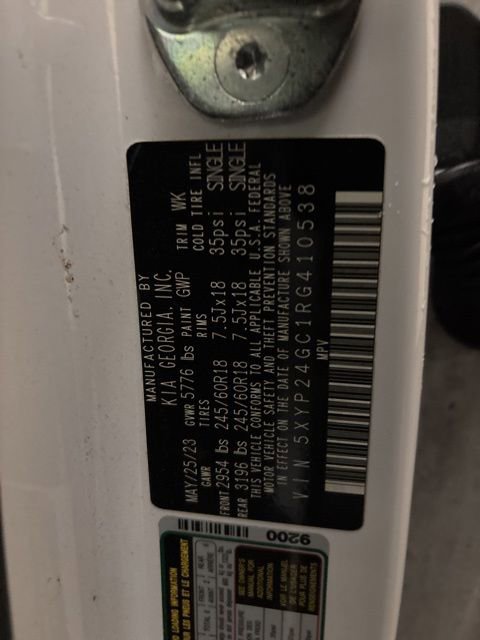 Certified 2024 Kia Telluride LX image 11