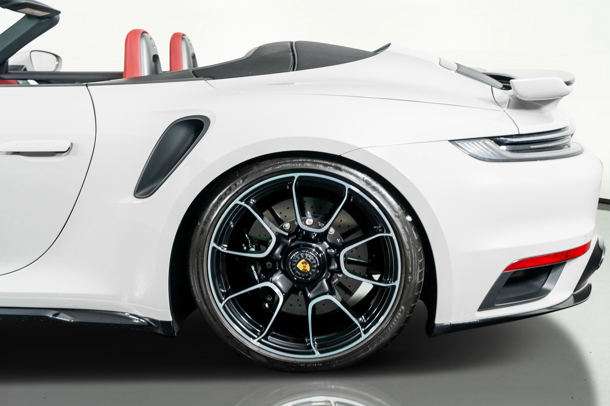 Used 2024 Porsche 911 Turbo S image 18