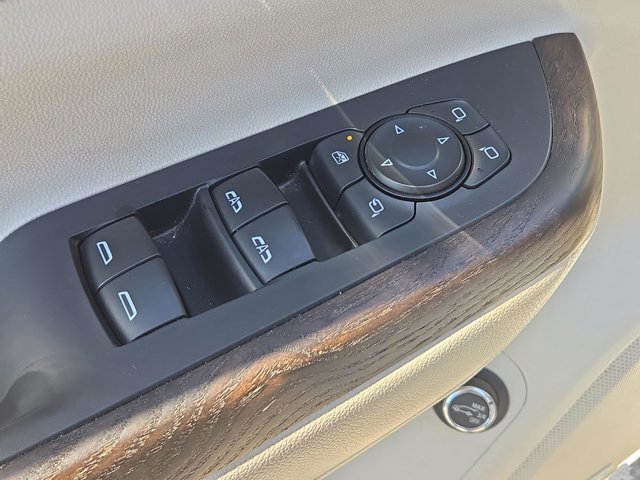 Used 2021 GMC Acadia Denali w/ Denali Technology Package image 16