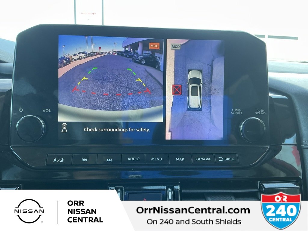 Used 2022 Nissan Pathfinder Platinum w/ Cargo Package image 26