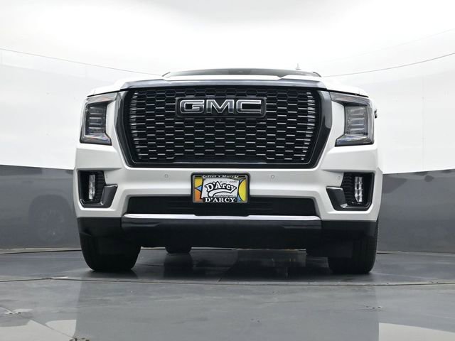 Certified 2023 GMC Yukon Denali Ultimate w/ LPO, Floor Liner Package AWD/4WD image 23