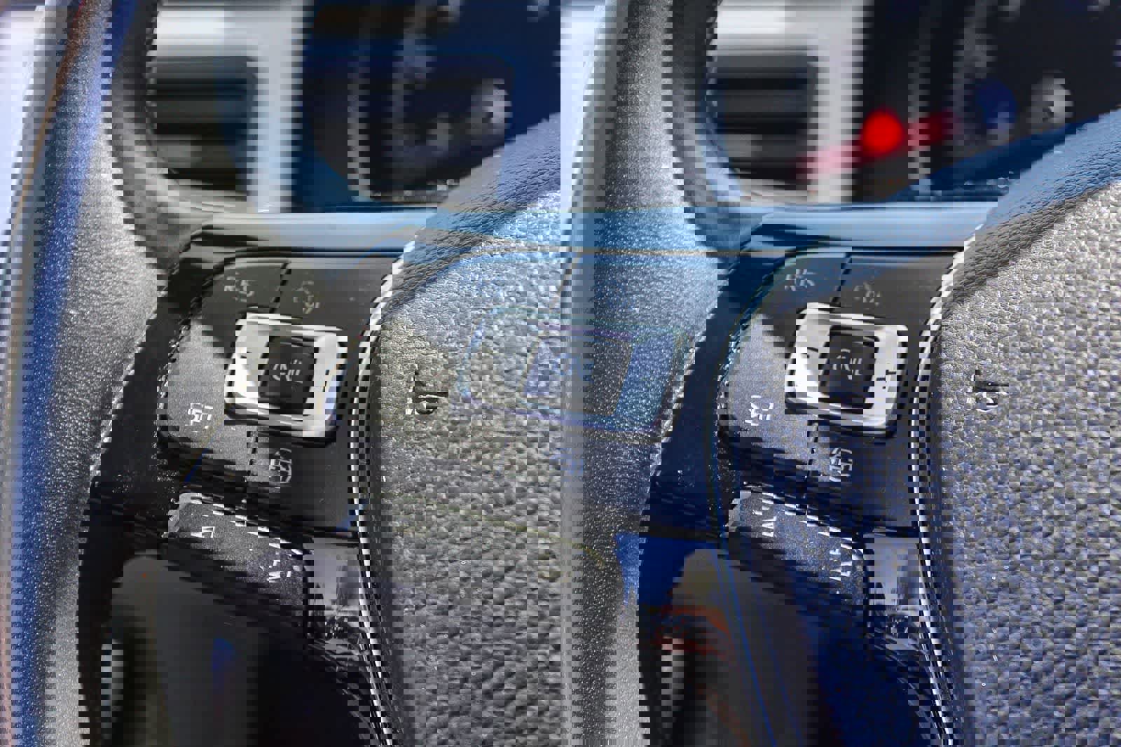 Used 2019 Volkswagen Atlas SE w/ Towing Package image 31