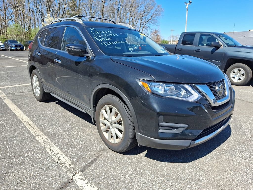 Used 2020 Nissan Rogue SV image 3