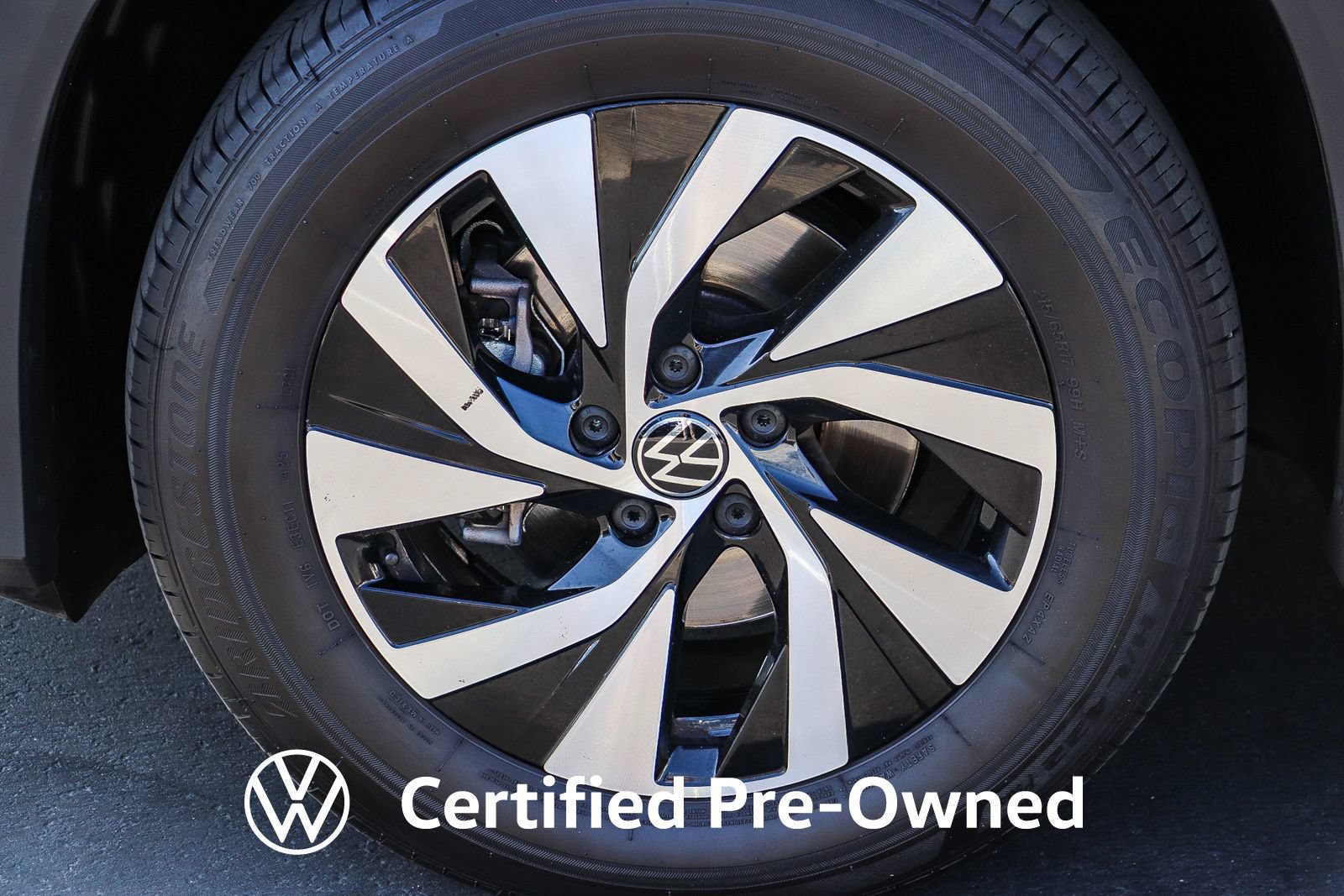 Used 2025 Volkswagen Tiguan S FWD image 12