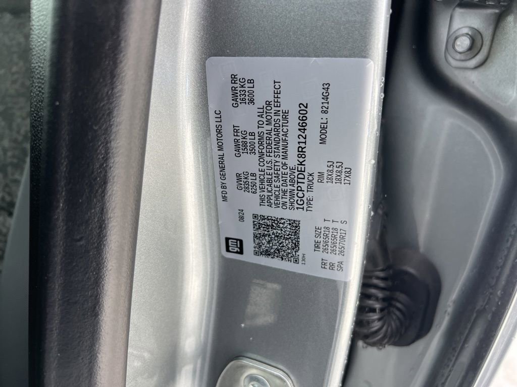 Used 2024 Chevrolet Colorado Z71 w/ Z71 Convenience Package 2 image 33