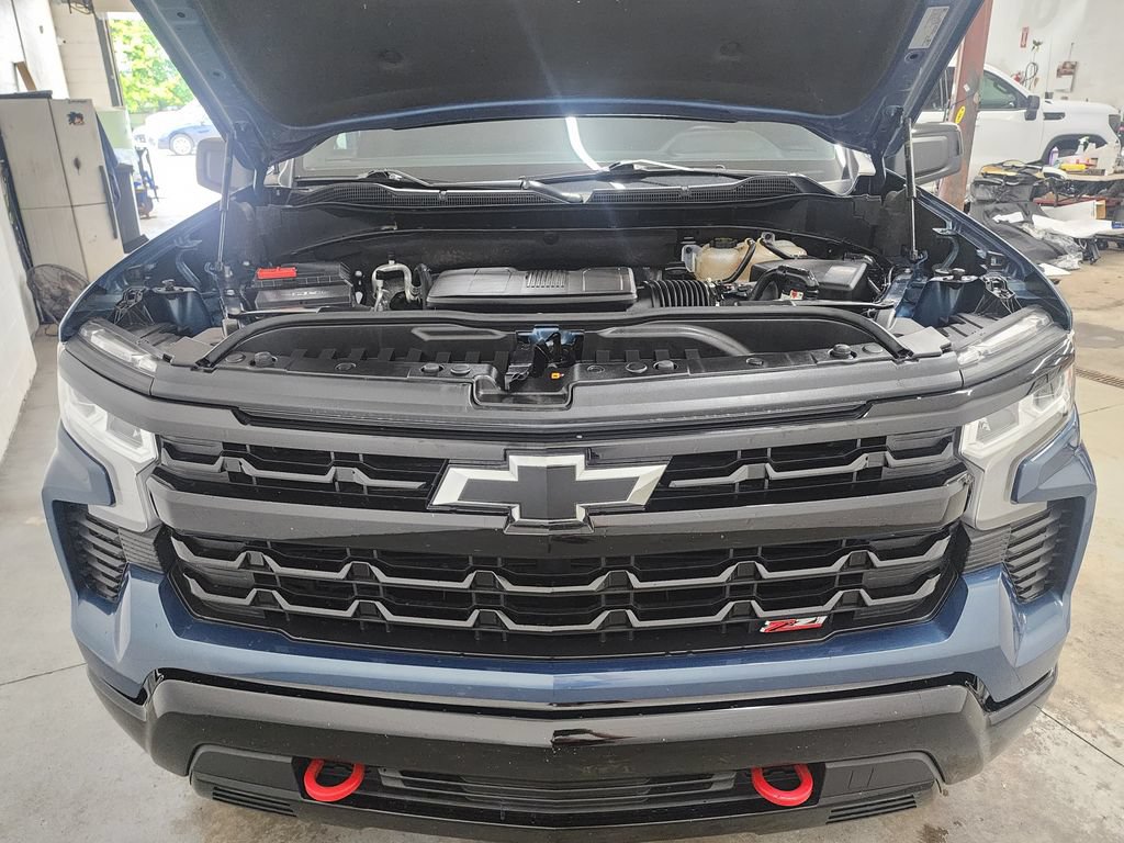 Used 2024 Chevrolet Silverado 1500 LT Trail Boss w/ Convenience Package II AWD/4WD image 38