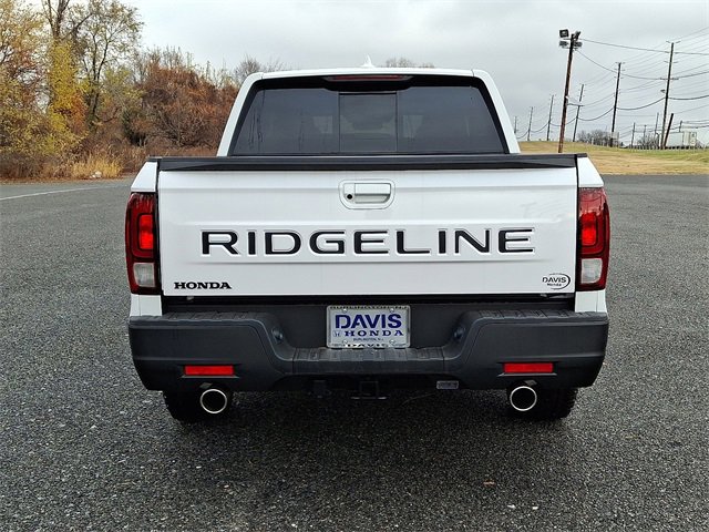 Certified 2025 Honda Ridgeline RTL image 5