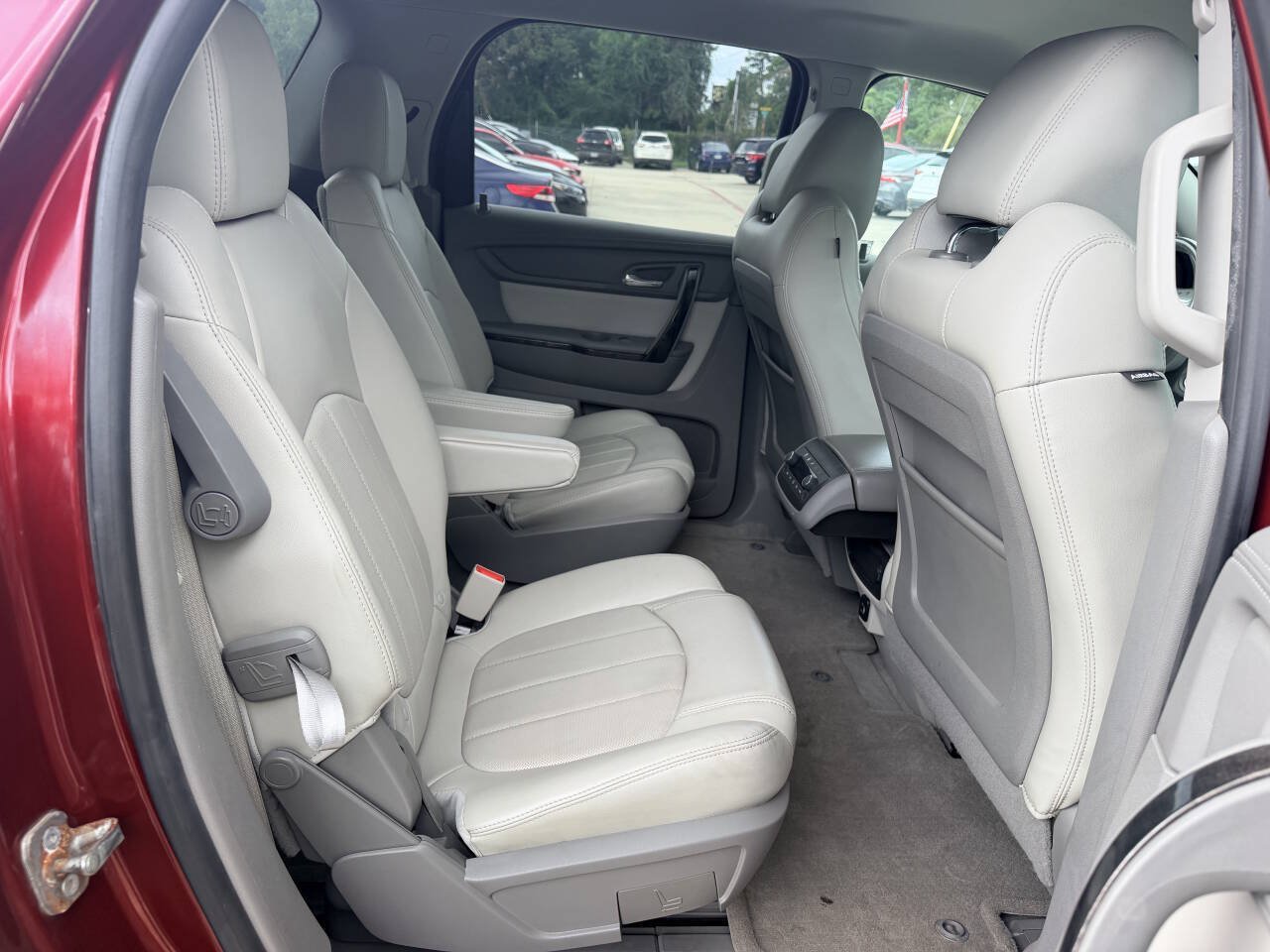 Used 2017 GMC Acadia Limited SLT FWD image 17