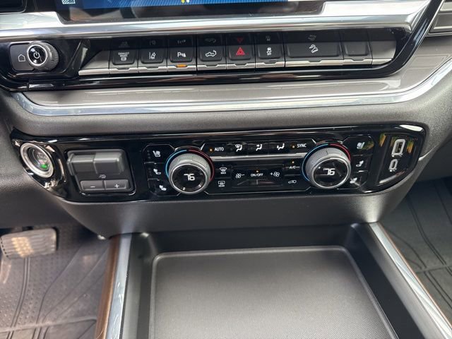 Certified 2024 Chevrolet Silverado 3500 High Country w/ High Country Premium Package image 26