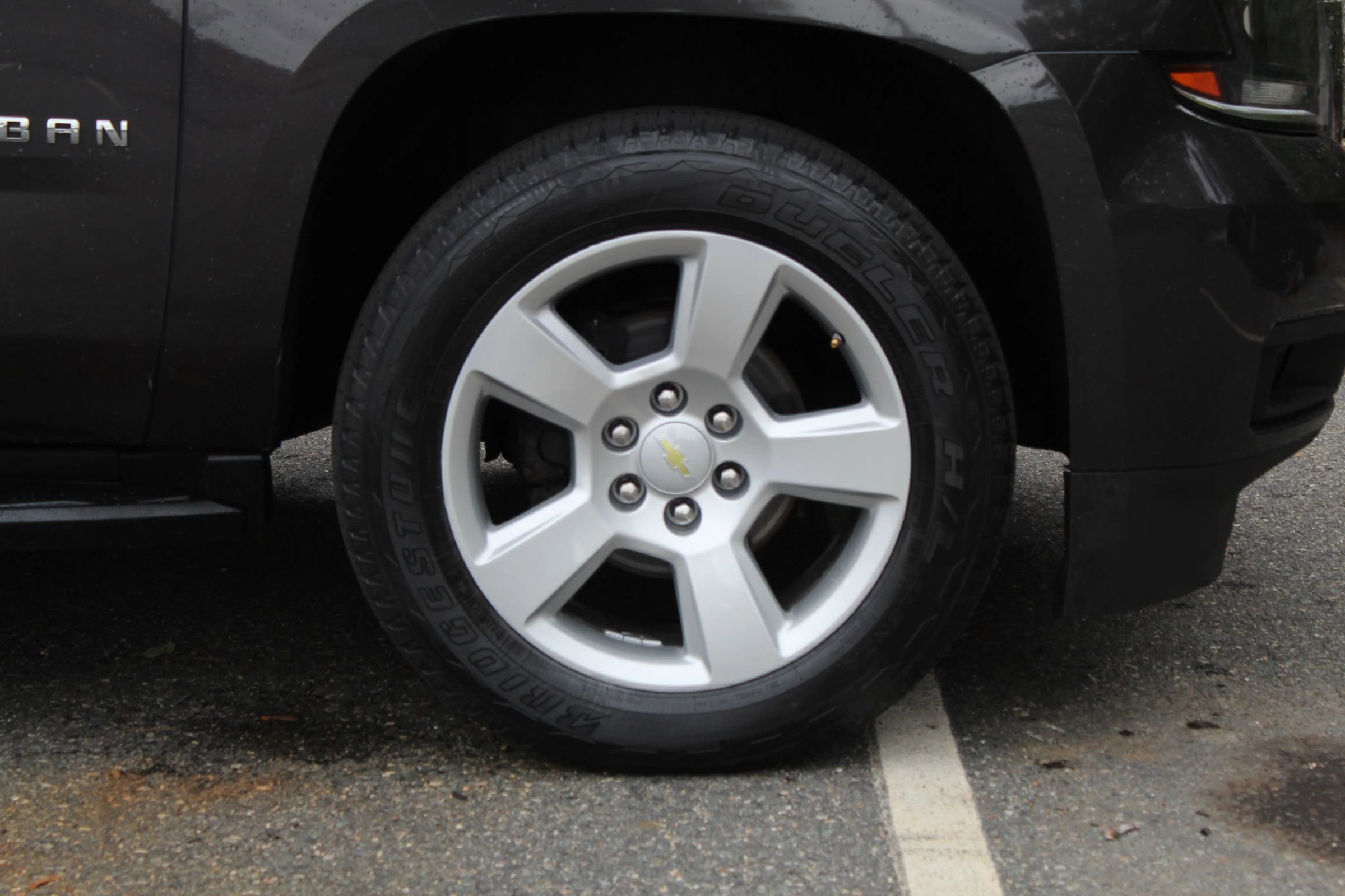 Used 2015 Chevrolet Suburban LT image 45