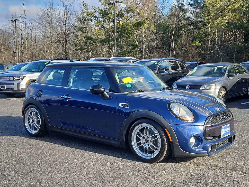 Used 2015 MINI Cooper S image 2