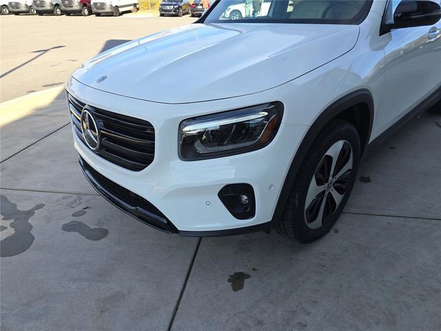 Used 2025 Mercedes-Benz GLB 250 4MATIC image 12
