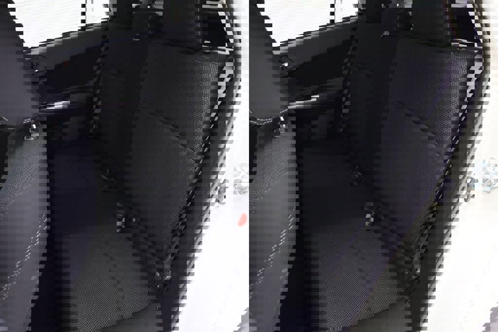 Used 2015 Subaru Crosstrek 2.0i Premium image 11