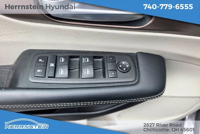 Used 2023 Chrysler Voyager LX FWD image 15
