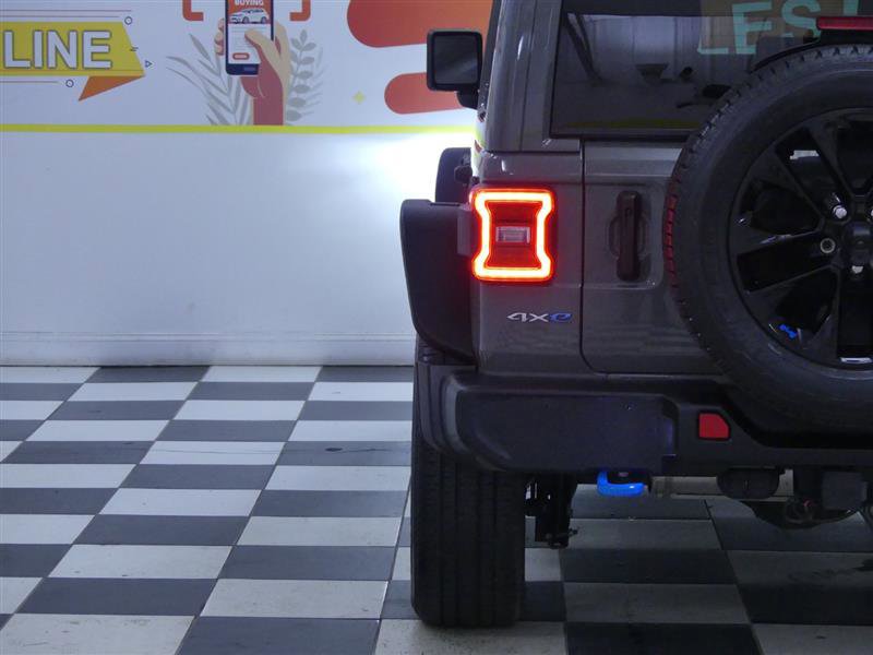 Used 2022 Jeep Wrangler Unlimited Sahara image 33