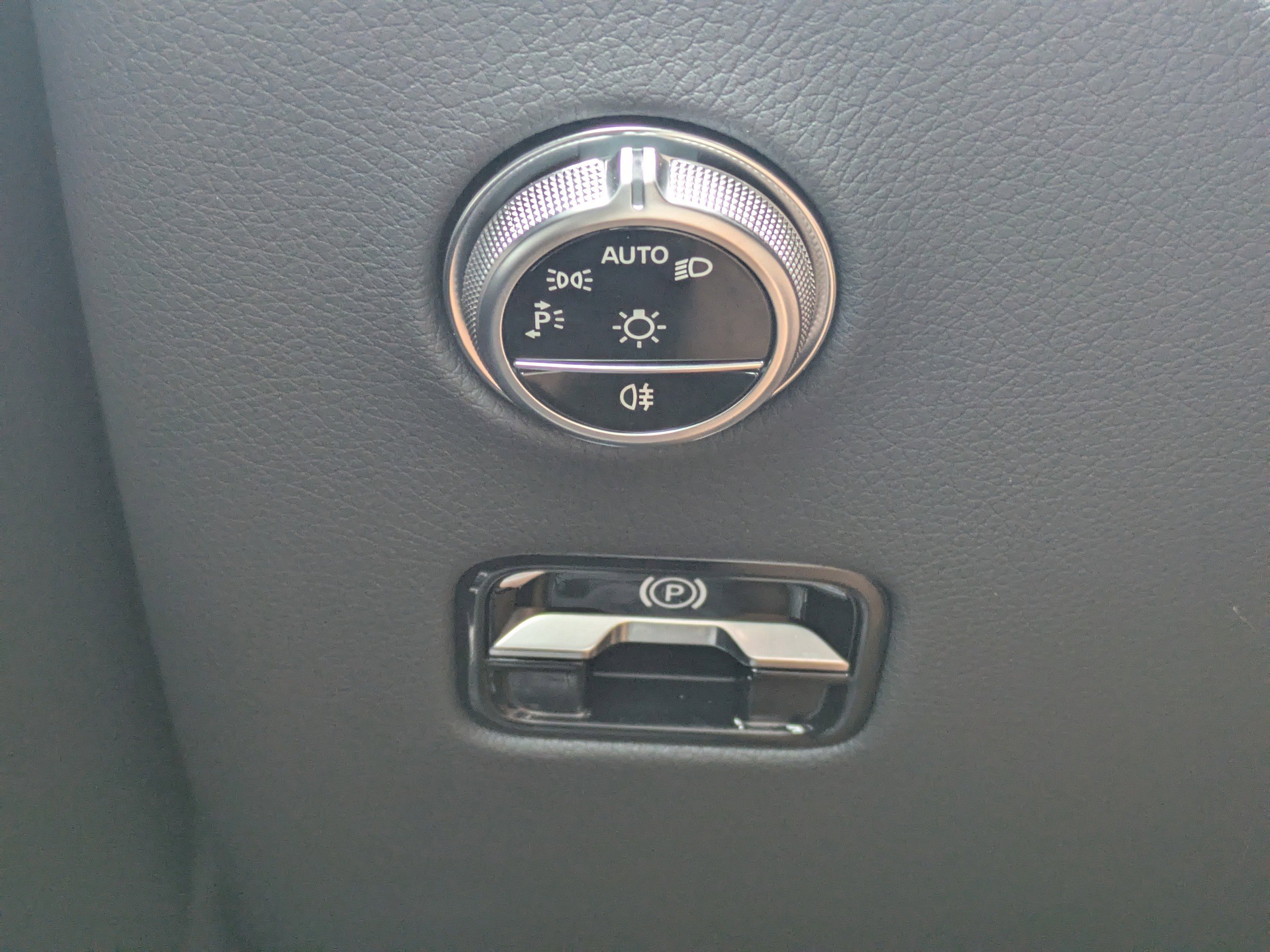 New 2025 Mercedes-Benz GLC 63 AMG S image 30