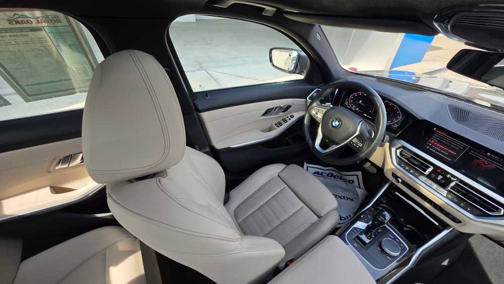 Used 2020 BMW 330i Sedan w/ Premium Package image 20