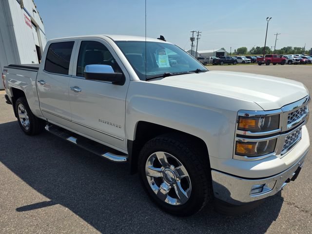 Used 2015 Chevrolet Silverado 1500 LTZ w/ LTZ Plus Package AWD/4WD image 9