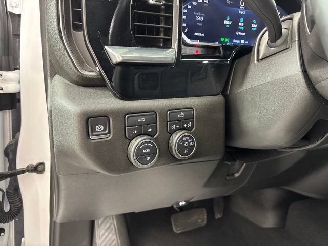 Used 2026 Chevrolet Silverado 1500 RST AWD/4WD image 30