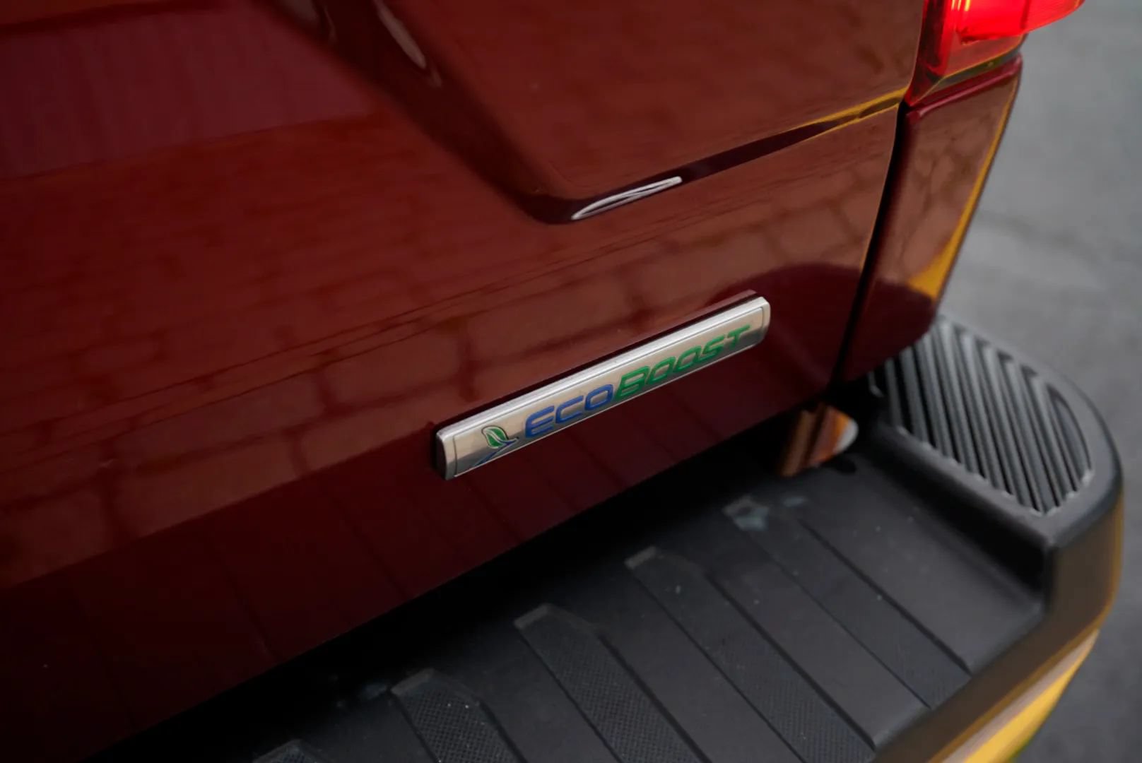 Used 2019 Ford F150 Lariat AWD/4WD image 12