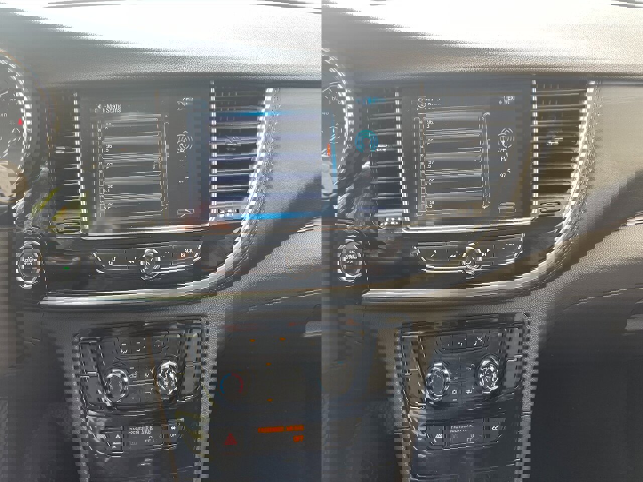 Used 2020 Buick Encore Preferred w/ Safety Package image 13