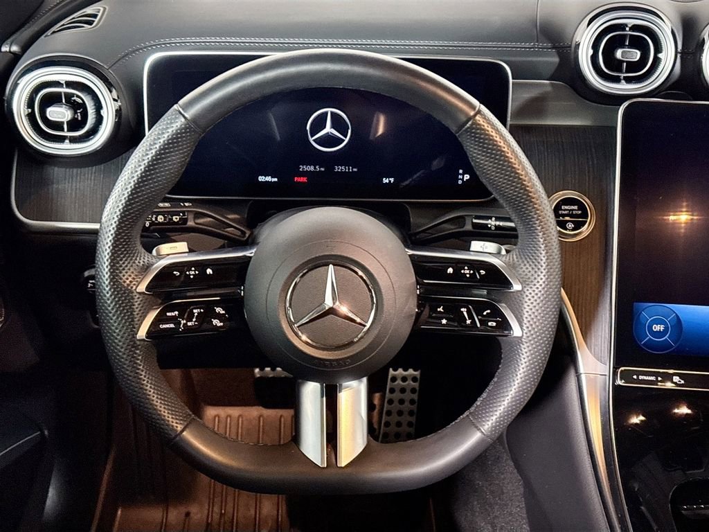 Used 2023 Mercedes-Benz GLC 300 4MATIC image 13