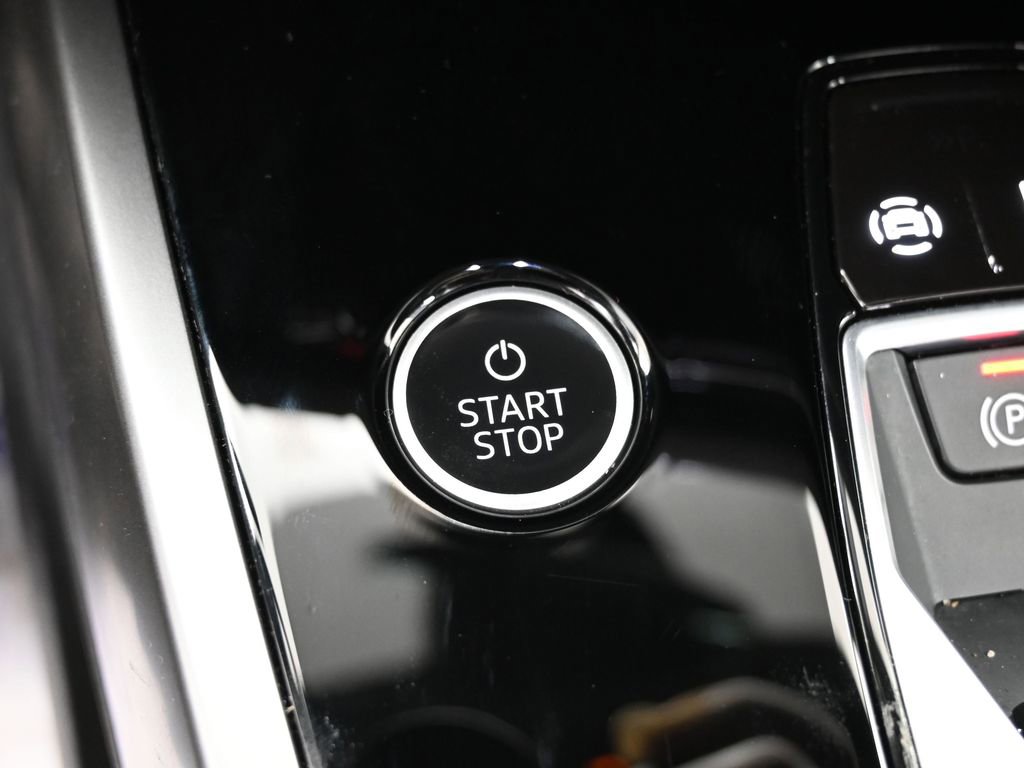 Used 2024 Audi Q4 e-tron Premium Plus w/ Premium Plus image 24