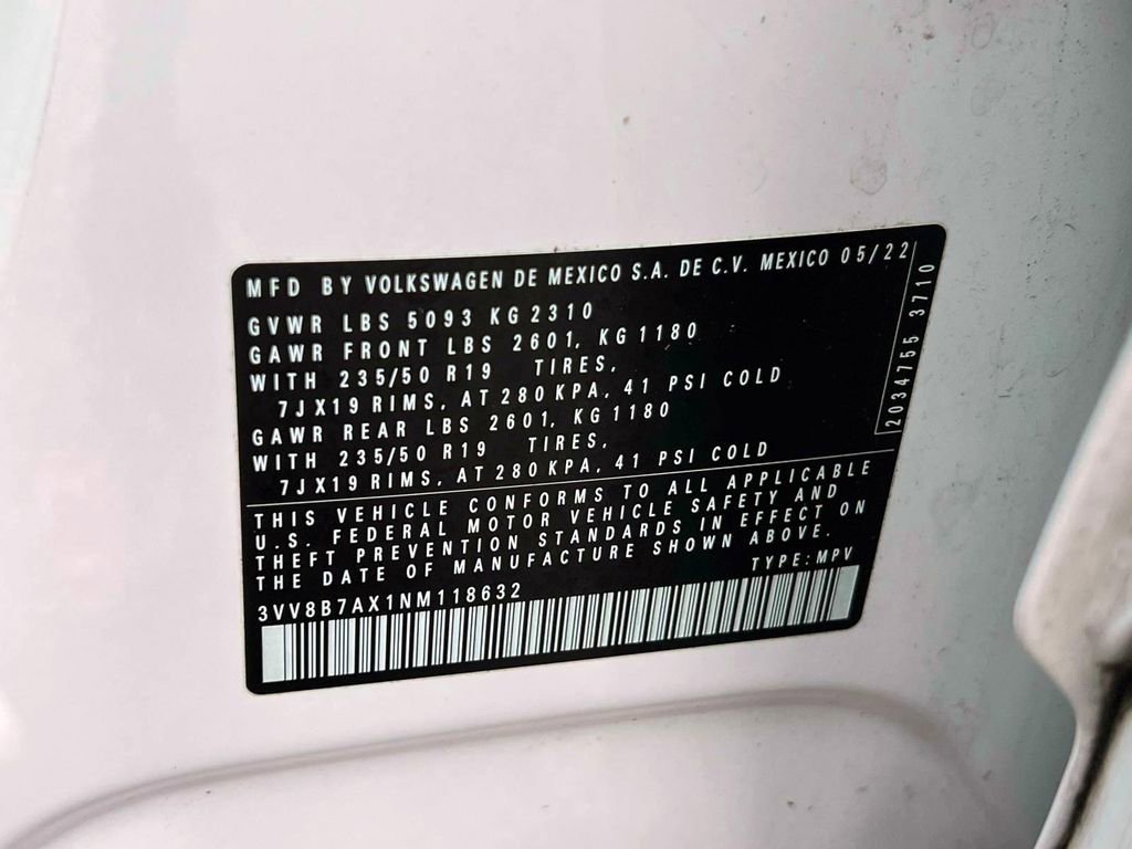 Used 2022 Volkswagen Tiguan SE R-Line image 20