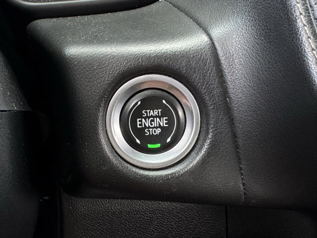Used 2023 GMC Yukon XL SLT RWD image 22