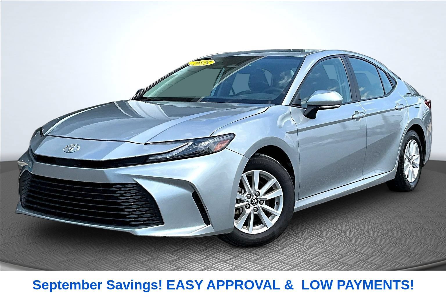 Used 2025 Toyota Camry LE FWD image 1