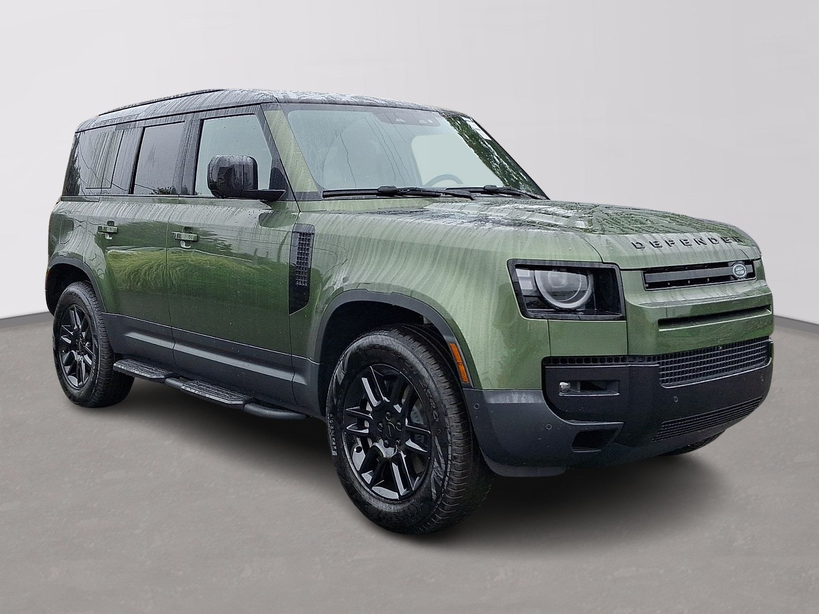 New 2026 Land Rover Defender 110 S AWD/4WD image 2