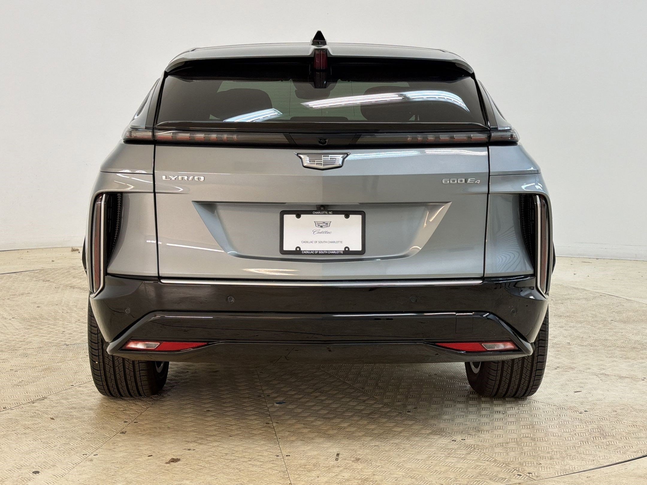 New 2026 Cadillac Lyriq Premium Luxury AWD/4WD image 10