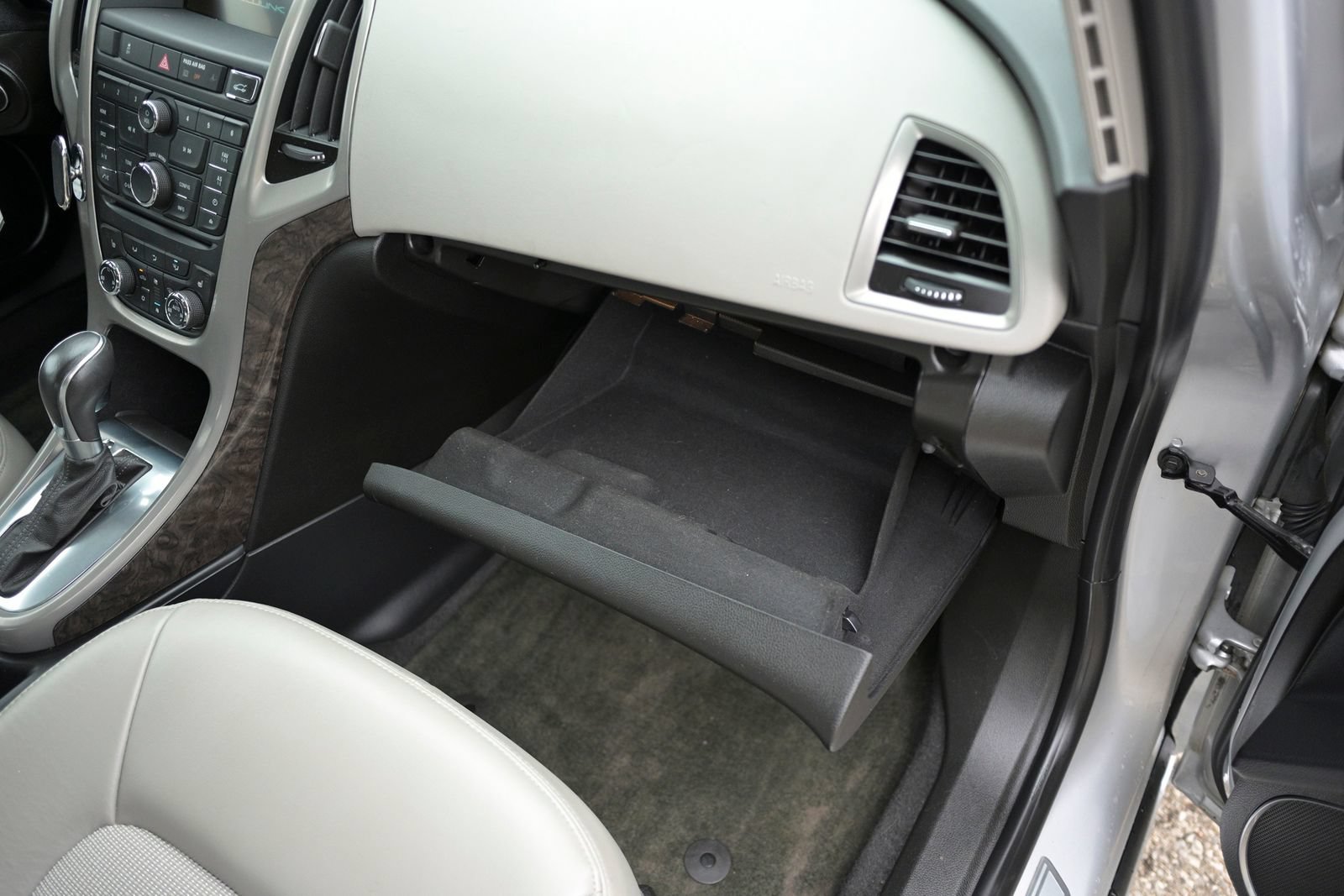 Used 2017 Buick Verano Sport Touring FWD image 48