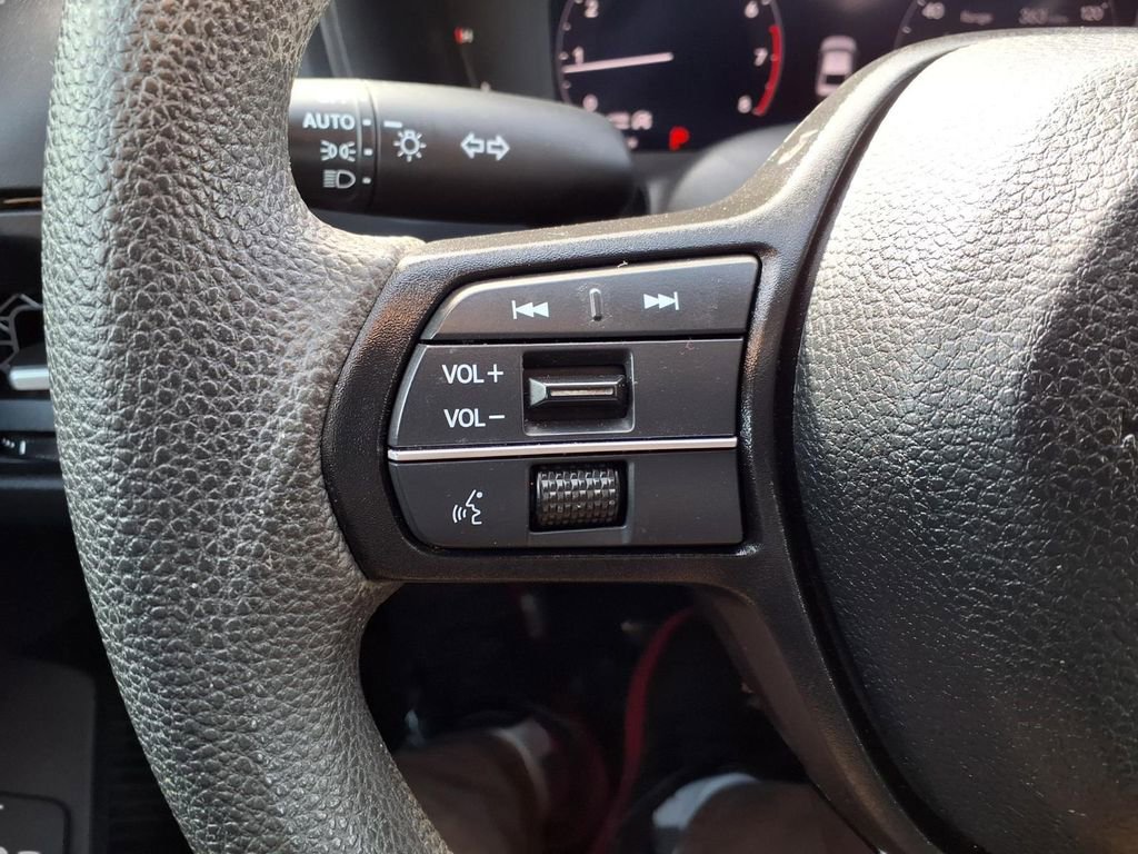 Used 2024 Honda Accord EX image 14