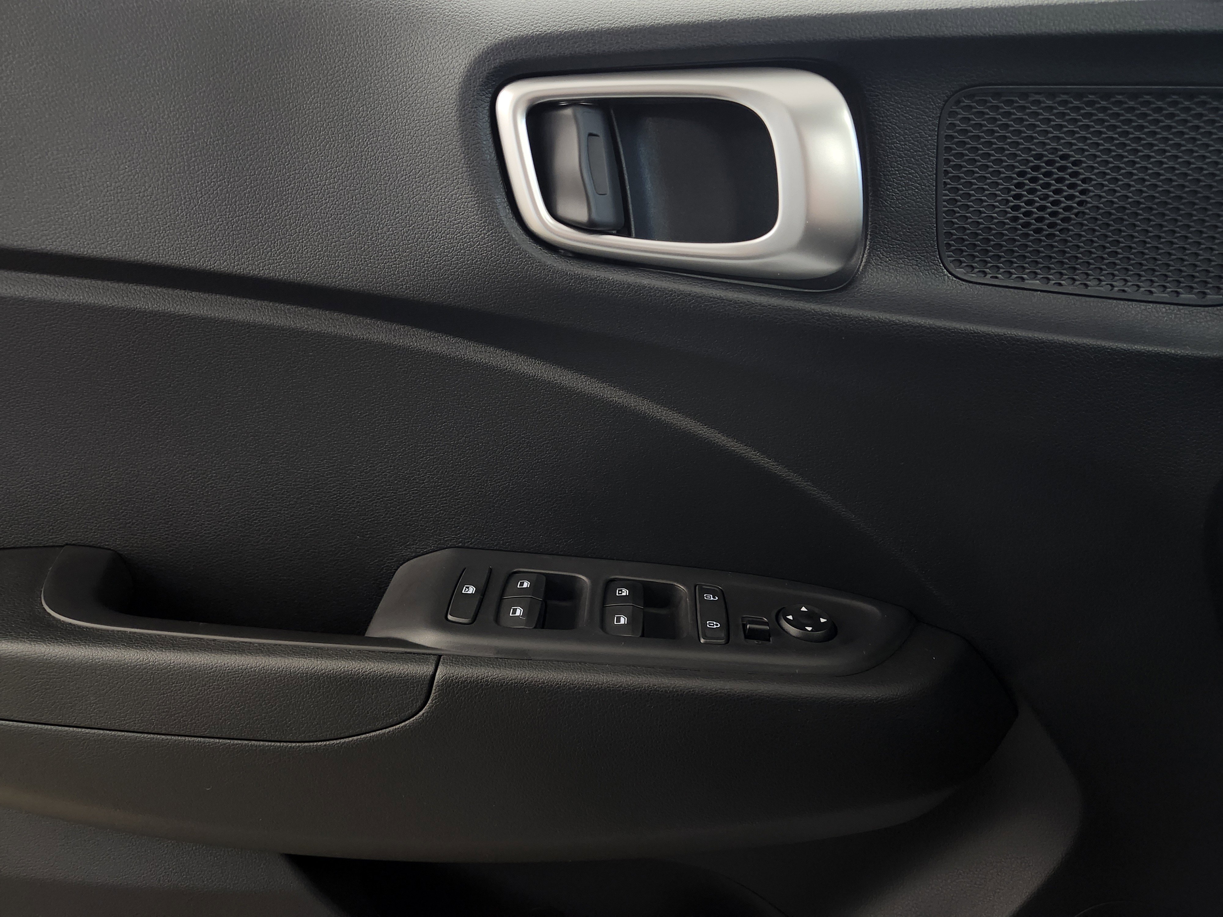 New 2026 Hyundai Venue SEL image 13