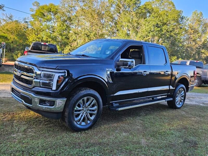 New 2025 Ford F150 Lariat image 3