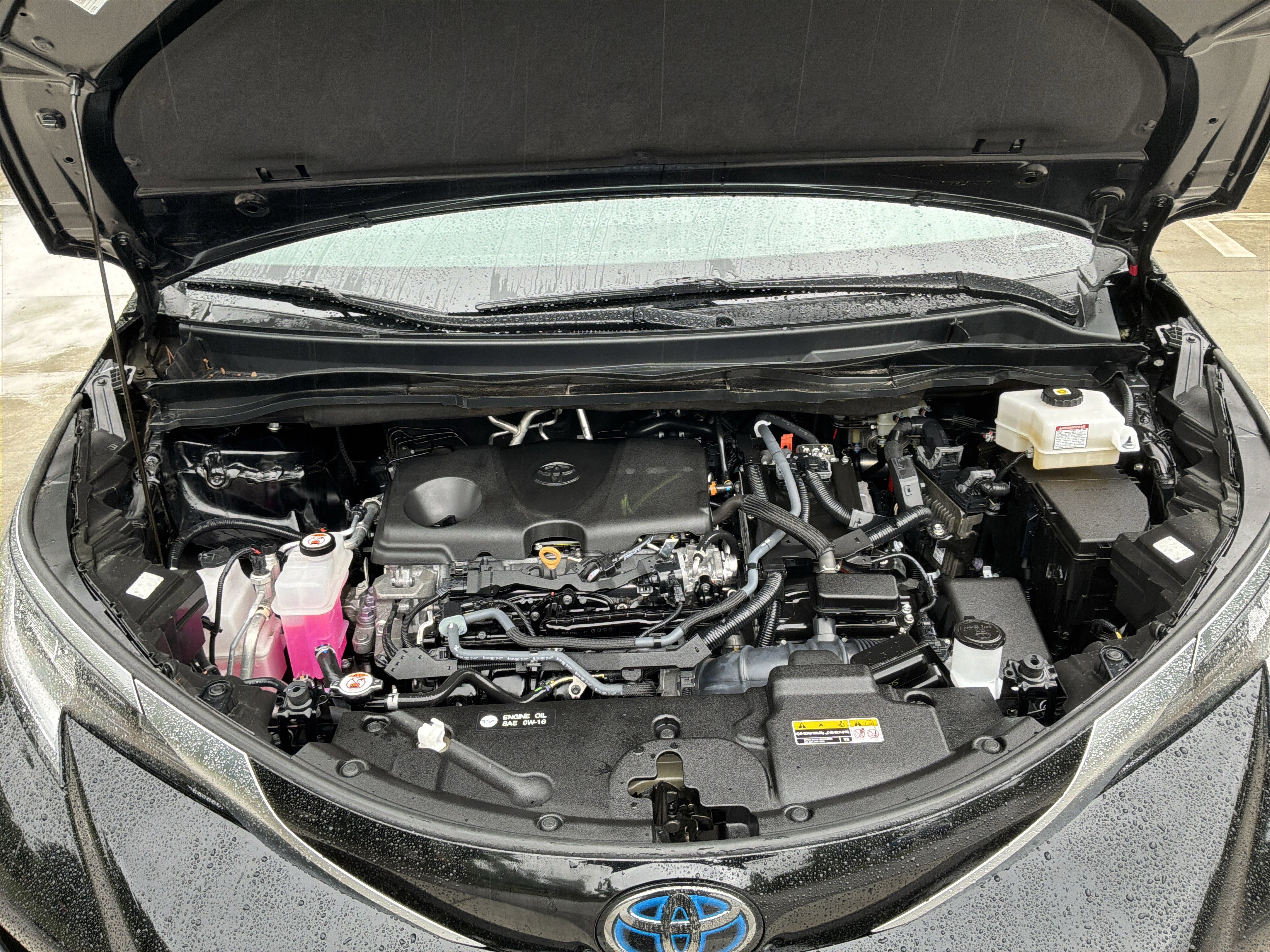 Used 2023 Toyota Sienna XSE FWD image 35