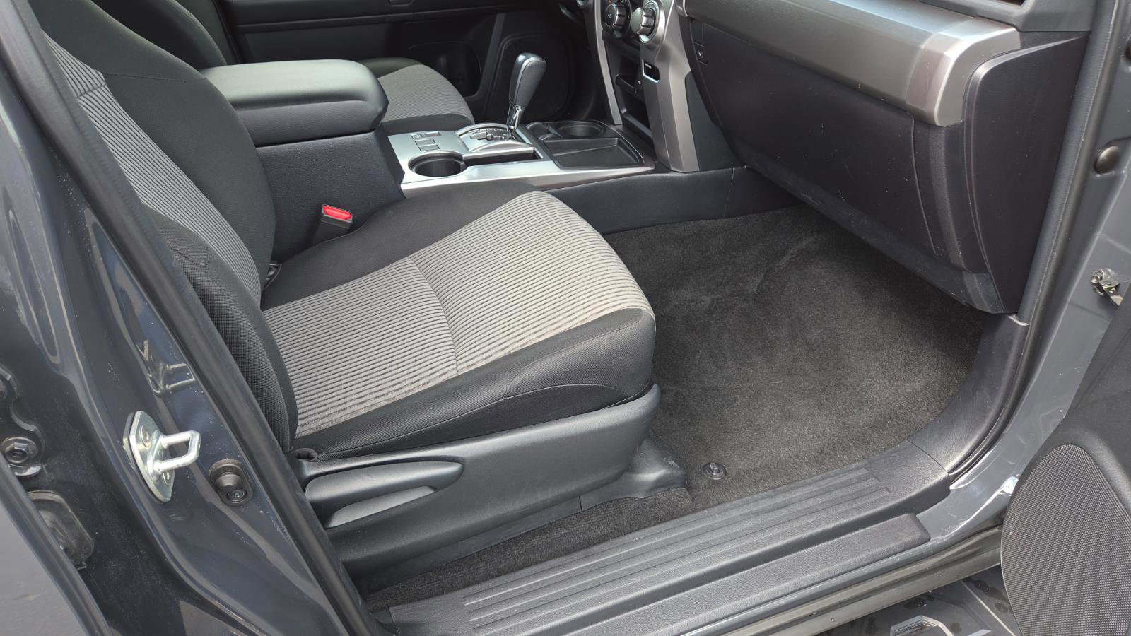 Used 2024 Toyota 4Runner SR5 image 43