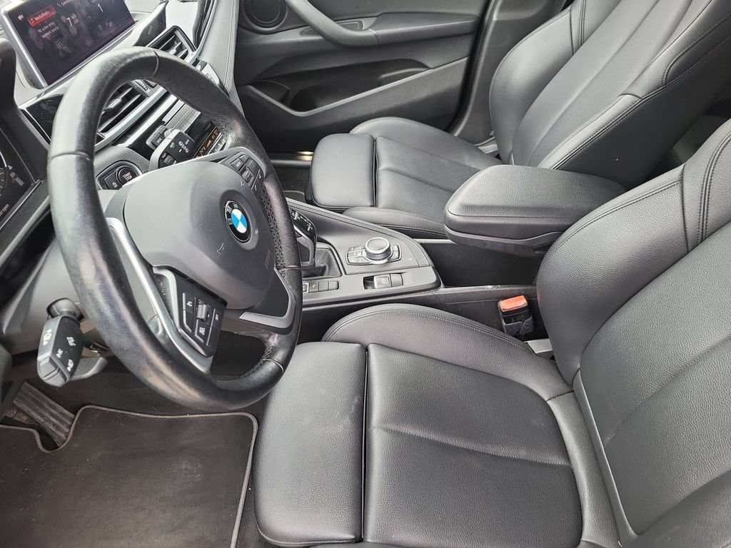 Used 2022 BMW X2 sDrive28i w/ Convenience Package FWD image 16