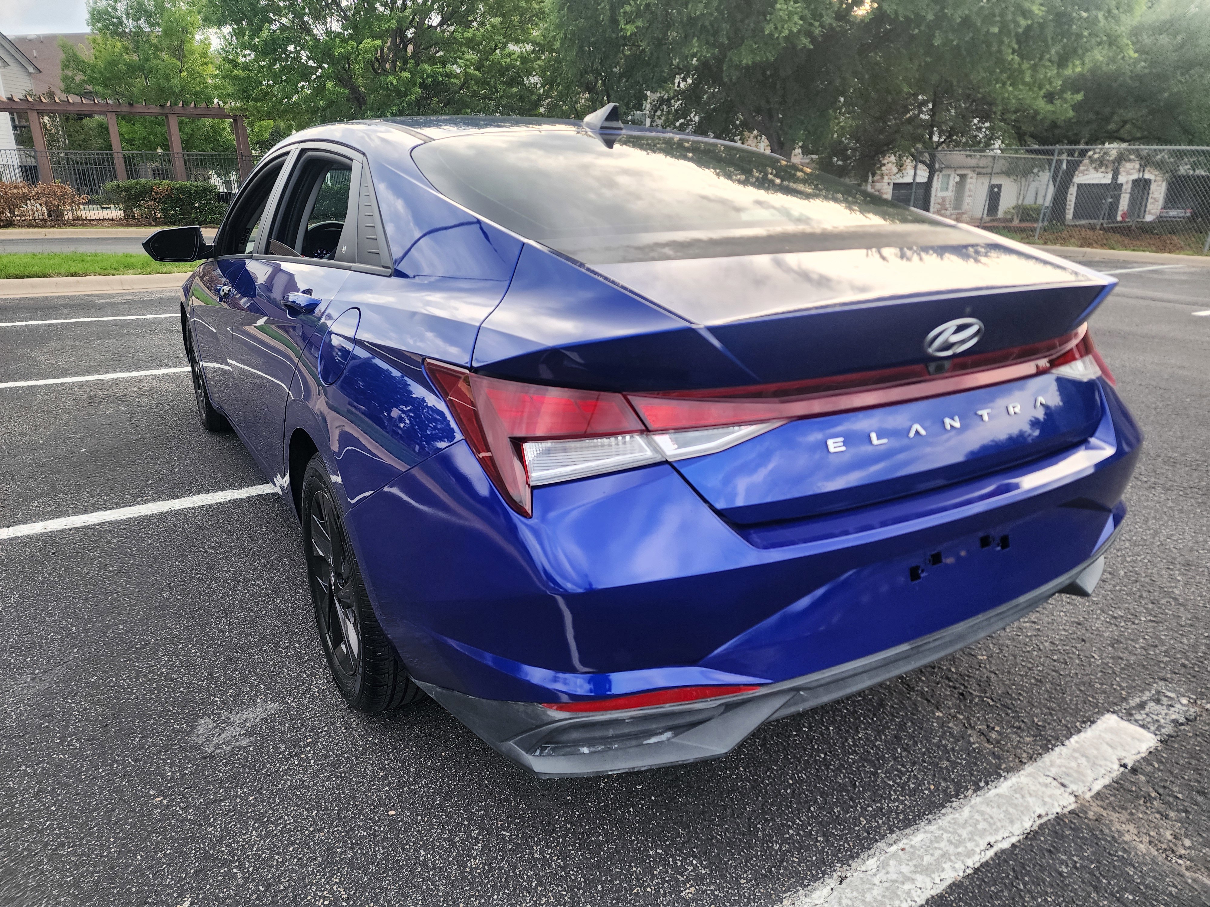 Used 2021 Hyundai Elantra SEL FWD image 5