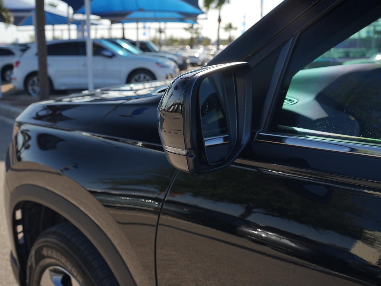 Used 2025 Honda Pilot EX-L image 9