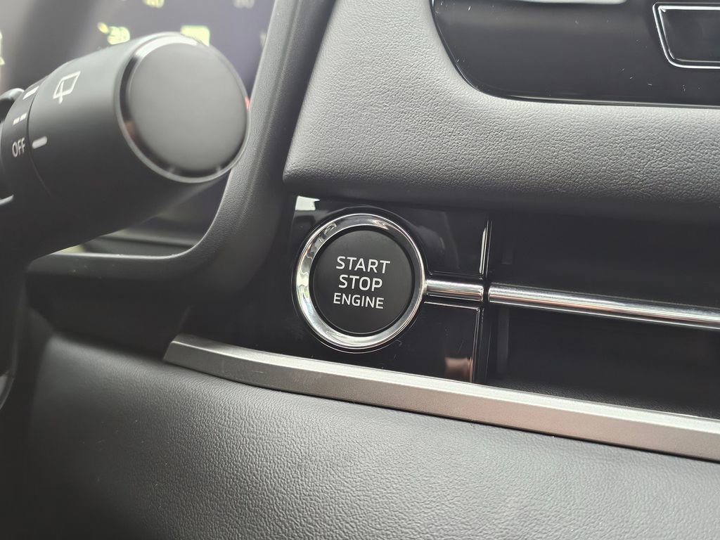 New 2026 Mitsubishi Outlander SE image 22